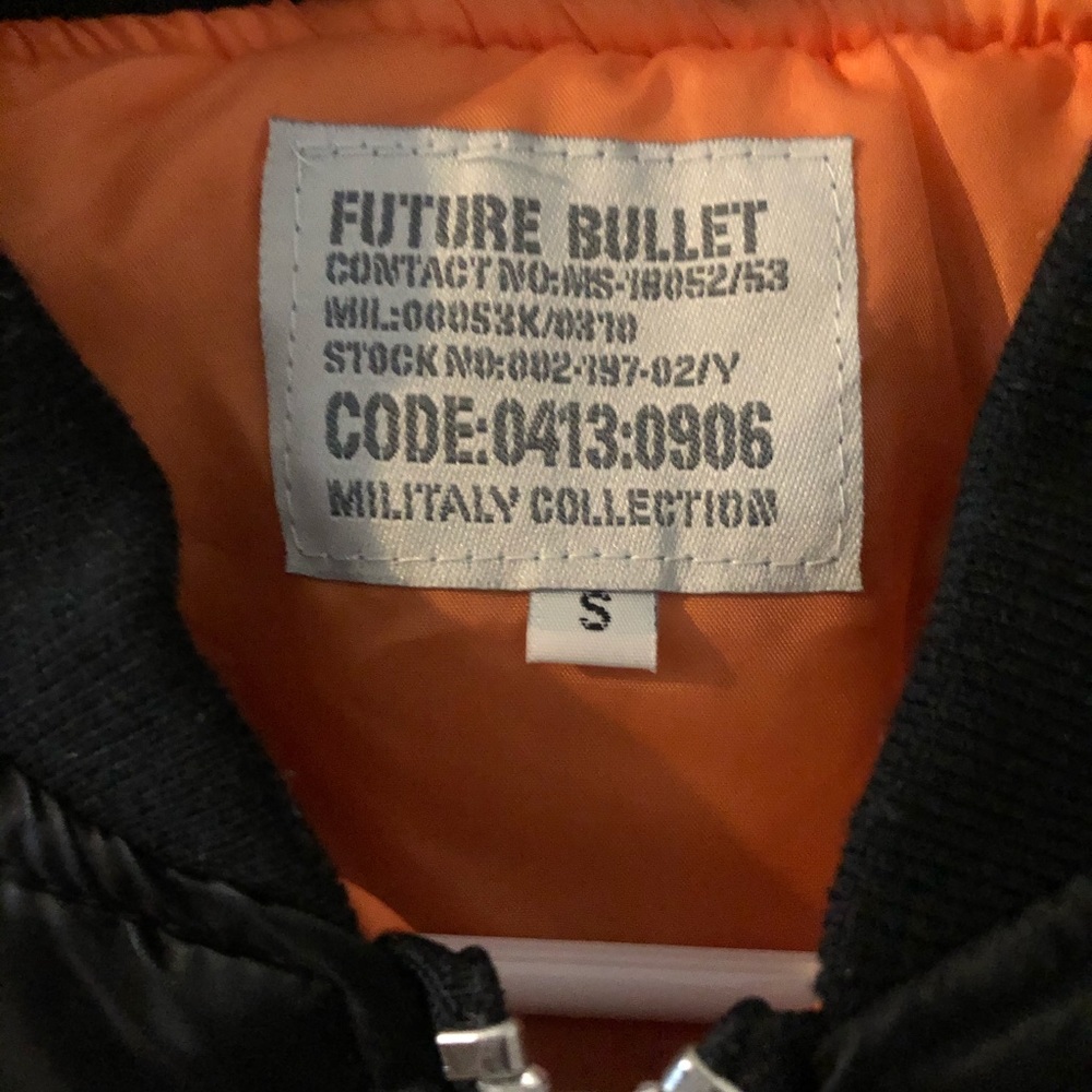 Jacket - Picture 3 of 5